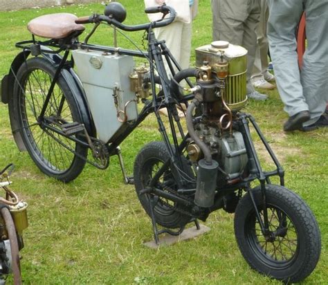 How does a bike with this type of drivetrain work? Just A Car Guy: a motorcycle produced in 1901, by W ...