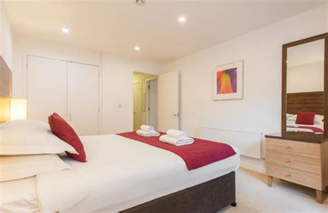 The circus has arrived, the fun begins. PREMIER SUITES PLUS Bristol Cabot Circus - Bristol,