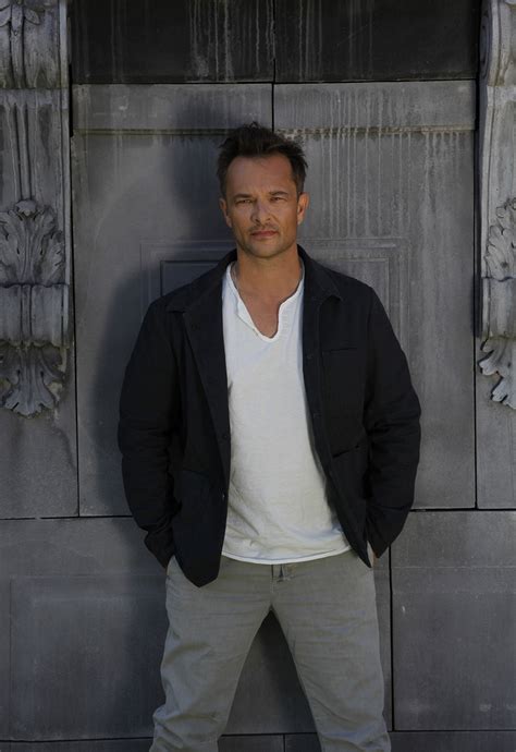 Le 9 décembre 2017, une cérémonie religieuse est organisée à la madeleine à paris. Interview - David Hallyday | Paris Capitale