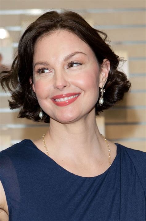 Ashley Judd Plastic Surgery or sinus infection?