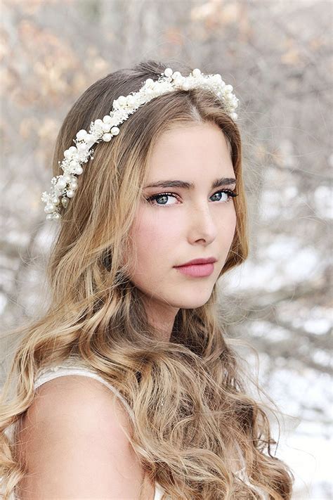 Top 10 Best Bridal Flower Crowns