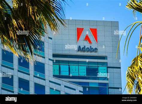 Adobe Systems Hi Res Stock Photography And Images Alamy