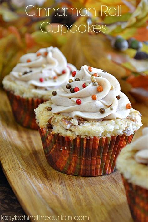 Starting with a butter or yellow cake mix and adding a cinnamon streusel makes these cinnamon roll cupcakes super easy too. Cinnamon Roll Cupcakes - Somewhat Simple