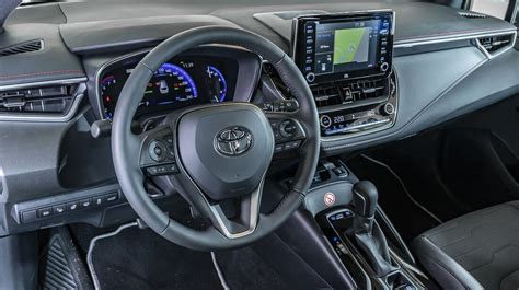 Test Toyota Corolla Touring Sports 20 Hybrid Auto Motor Und Sport