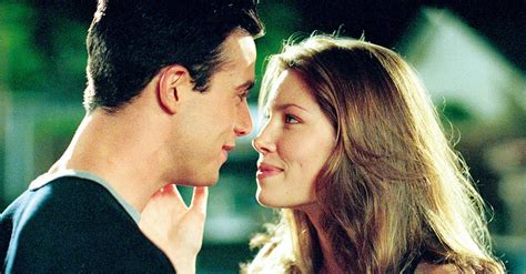 Local boy ryan dunne (freddie prinze jr.), now a pitcher for boston college, meets tenley parrish (jessica biel), the daughter of a wealthy couple who summer on the cape. Summer Catch (2001) | Qwipster | Movie Reviews Summer ...