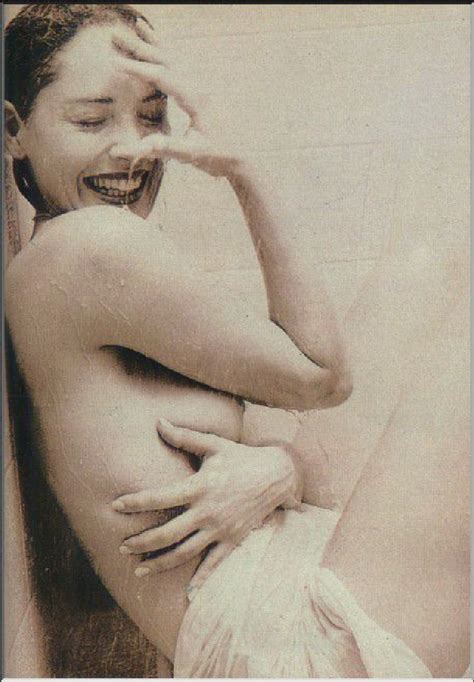 Sharon Stone Nue Dans Playboy Magazine