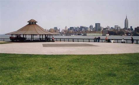 Pier A Park