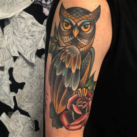 Ozdobné písmo na tetování : Tetovanie na predlaktí a ramene | madramtattoo.sk
