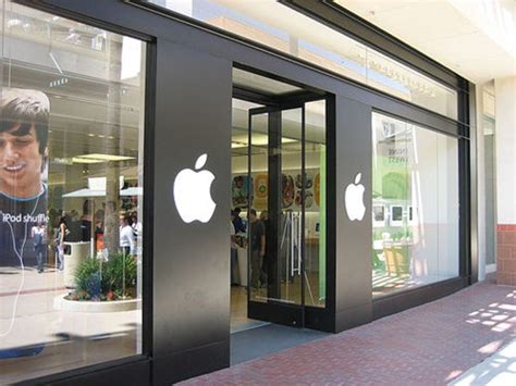Apple maine mall has updated their hours and services. Official Apple Store in Dubai, UAE, Mall of the Emirates ...