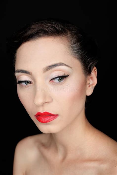 Glamour Portrait Of A Beautiful Serious Woman With Red Lips Stock Image Image Of Head Fresh