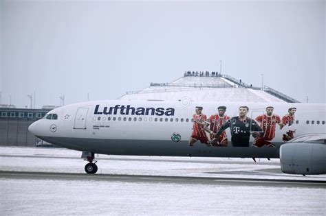 Lufthansa Airbus A340 600 D Aihz Doing Taxi Munich Airport At