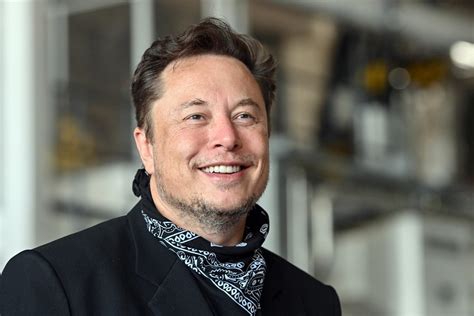 Elon Musk a închiriat castelul Bran! Cel mai bogat om al planetei