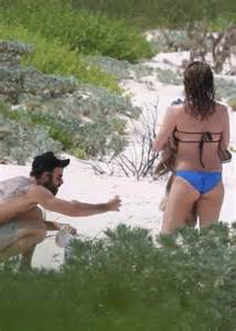 Jennifer Aniston In Bikini On Vacation In Bahamas