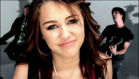 Miley Cyrus 7 Things Music Videos Image 2099577 Fanpop