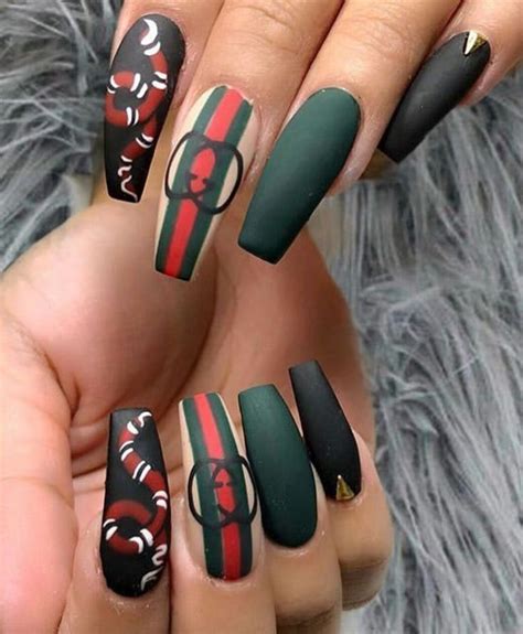 Pin By Hailey🦋 On Neckgrabbers ♡ Gucci Nails Coffin Shape Nails