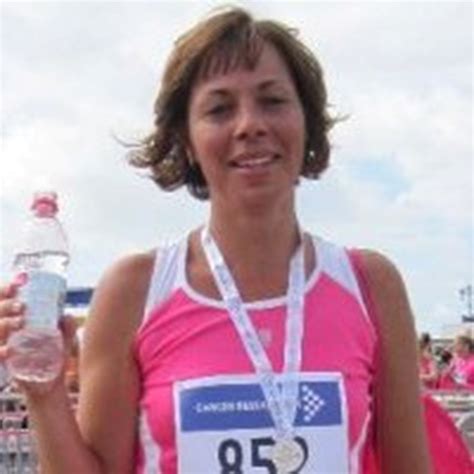 Rebecca Geddes Is Fundraising For Cancer Research Uk