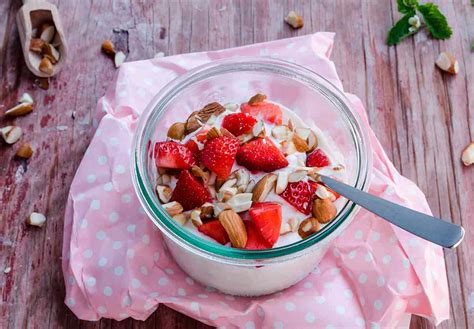 Receta De Yogurt Natural Con Fresas Apta Para Diabeticos