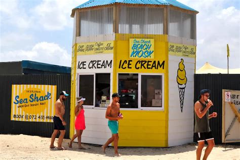 2,336 likes · 9 talking about this. Struisbaai Beach House - Holidawgs | Pet-Safe Getaways ...