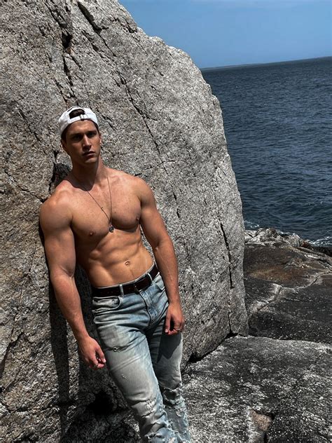 Canadian Model Kyle Hynick Photographed In Nova Scotia Matthew S Island