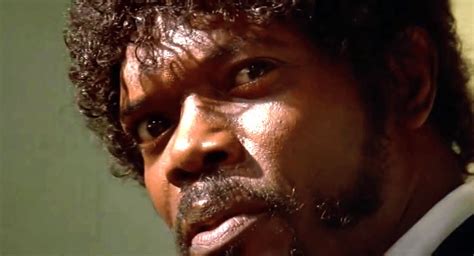 Similarly, he has a slim body with a 44 inches chest size and 33 inches waist size. 'Captain Marvel' Photos: What Did Samuel L. Jackson Really ...