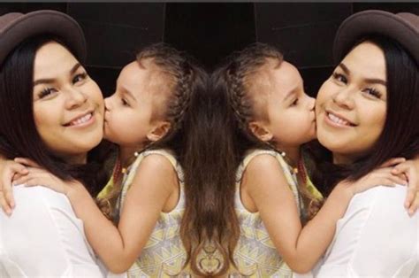 Adik dari melaney ricardo, roy ricardo siap melepas masa lajangnya di usia 30 tahun. Dinikahi Bule Australia, Ternyata Begini Penampilan Putri ...
