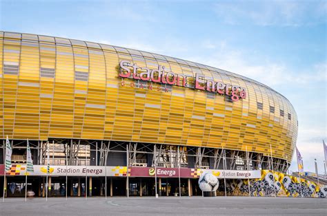 By summer 2011 the number has increased to pln 864 mln (€213 mln). Polsat Plus Arena Gdańsk (Stadion Gdańsk) - Stadiony.net