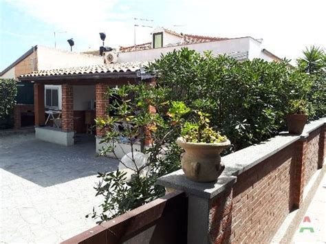 Affitto di case a catania: Villetta sul mare disponibilita immediata a Catania in ...