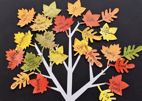 Teach your children about thankfulness by making some gratitude leaves for your thankful tree, wreath, or garland. Thankful Tree Craft Home Decor for Thanksgiving - Make ...