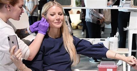 Inside Gwyneth Paltrows Life Of Vampire Facials And Negative Energy Free Water Gwyneth