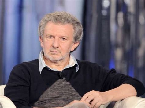 Piergiorgio odifreddi viene defenestrato da mario calabresi, direttore de la repubblica, dopo la pubblicazione di un articolo di denuncia della scarsa professionalità di eugenio scalfari e di critica del. Piergiorgio Odifreddi chi è | carriera e vita privata del ...