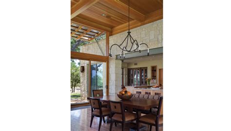 Local Limestone Ties Together On Spanish Style Texas Ranch 2015 03 02