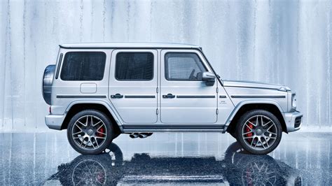Heres Why The Mercedes Benz G Wagon Is The Most Badass Luxury Suv