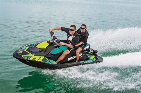 Although every spark comes with the same engine, the performance of some models is electronically limited. ТТХ гидроцикла Sea-Doo Spark. Модельный ряд и отзывы