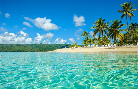 Samaná se encuentra al noroeste del país, con una superficie terrestre de 853.74 kilómetros cuadrados es una de las provincias que ocupa un 1.8% del. Beste reistijd Dominicaanse Republiek | Holidayguru.nl