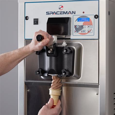 Spaceman H Soft Serve Ice Cream Machine With Hopper V