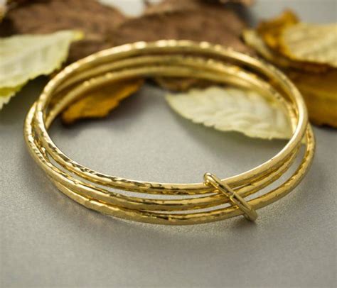 Set Of 3 Gold Stacking Bangle Bracelets Women Layering Bracelets Hammered Gold Bangles Gold