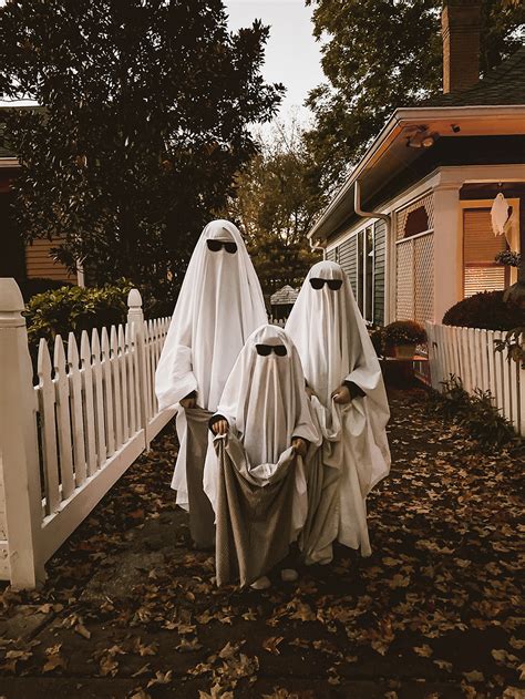 Easy Diy Halloween Costume Ideas Classic Ghost Kara Layne
