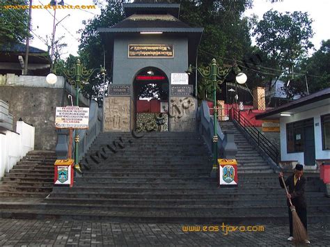 We did not find results for: Wisata Ziarah Ke Gunung Kawi Malang Jawa Timur
