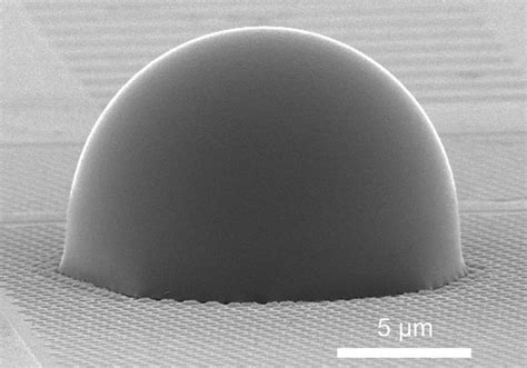 Superlens Sets New Limits On What You Can See Under A Microscope