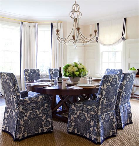 Welcome to all things new. The Peak of Très Chic: Classic Blue + White Design