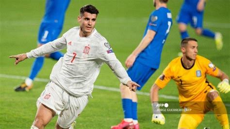 Euro 2020 yarı final ve final maçlarında ise kısıtlı olarak seyirci alımına izin verilecek. Morata Kalah Tajam, Adu Lini Serang Swiss vs Spanyol ...