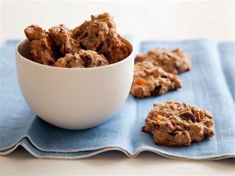 Pioneer woman has been on the air for the past eight years and is different than any other cooking show on tv. Healthy Holiday Cookies: Food Network | Recipes, Dinners and Easy Meal Ideas | Food Network
