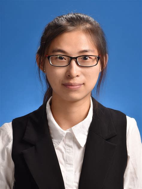 简 历： 分别于 1995 ， 1998 ， 2004 年获山东大学计算机应用专业理学学士学位，计算机软件与理论专业工学硕士和博士学位。 1998 年起至今受聘于山东大学计算机科学与技术学院。 团队介绍-贺高红教授 膜科学与过程课题组