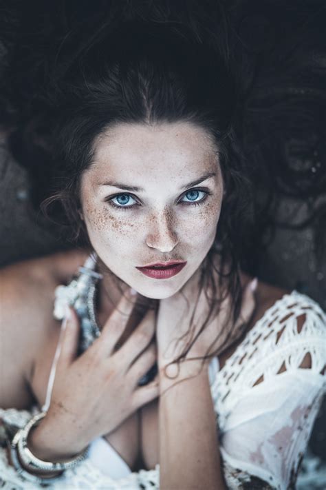 Wallpaper Face White Women Model Blue Eyes Brunette Freckles Fashion Skin Head Girl
