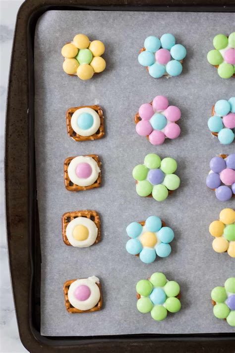 Spring Flower Pretzel Bites Easy 3 Ingredient Recipe