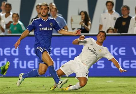 Real madrid haven't lost a competitive match since february 17 games ago, but they have won just one of their last four outings. Chelsea vs Real Madrid (07-08-2013) - Cristiano Ronaldo photos