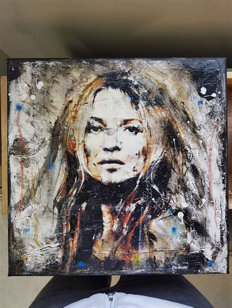 Kate Moss Portrait Creme Painting In 2020 Art Painting Canvas Art