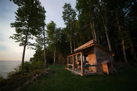 Vacation Rentals 7 Serene Lake Houses To Rent This Summer Curbed