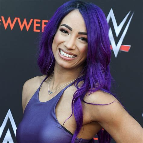 Watch Blue Haired Sasha Banks Attack Natalya Becky Lynch In Epic Wwe