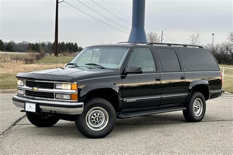 20k Mile 1998 Chevrolet Suburban K2500 Lt 74l 4x4 For Sale On Bat